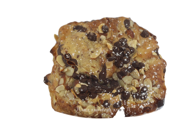 MARKET MADE CHOCOLATE ALMOND CROISSANT